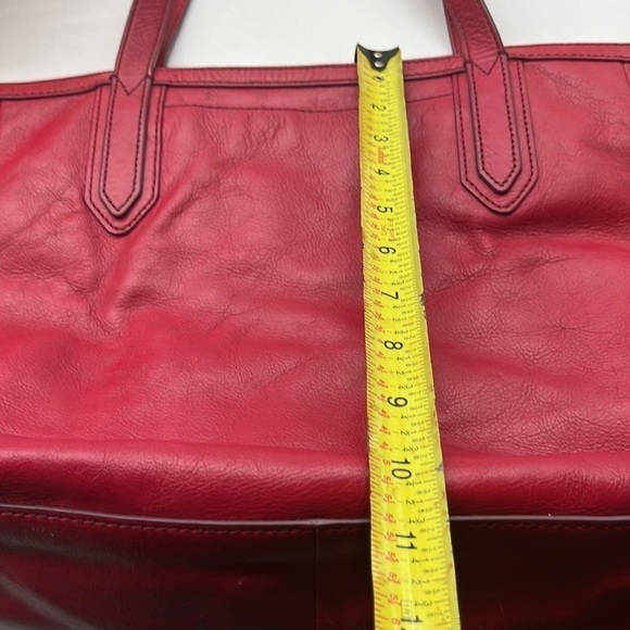 Fossil Red Leather Tote MCB6665A - Picture 6 of 10